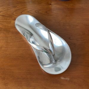 Silver Metal Flip Flop Display/Candy/Key Dish
